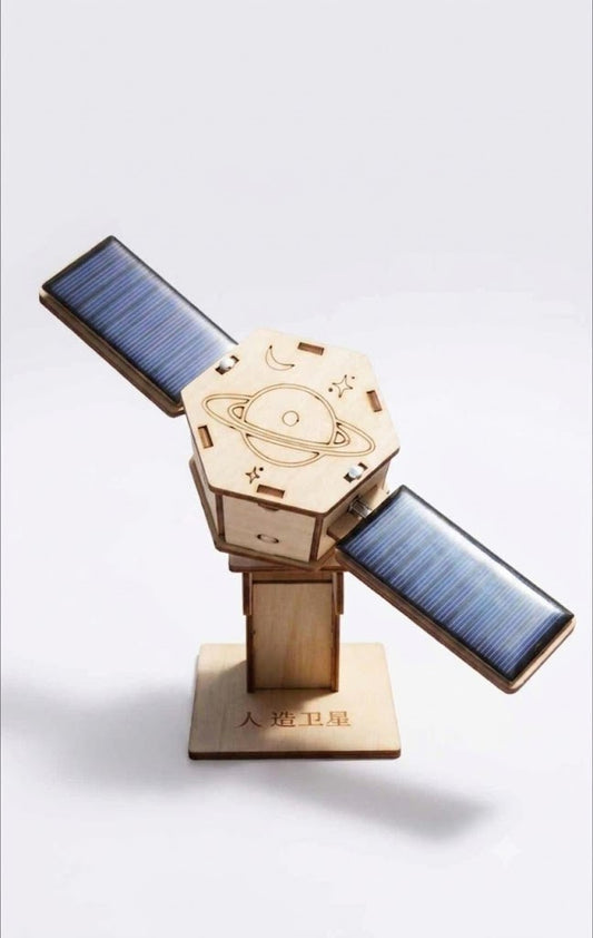 Satélite de Madera 3D